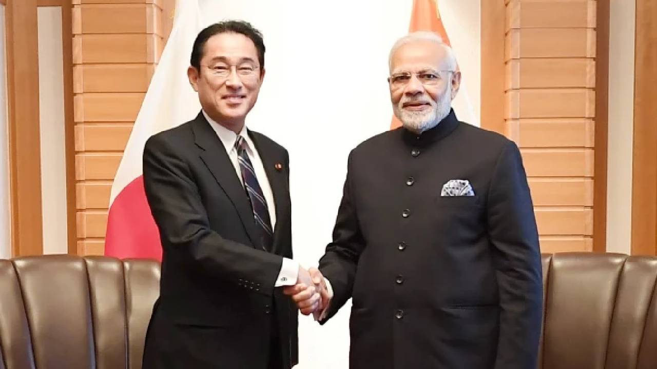 Japan – India: జపాన్ ప్రధానితో మోదీ భేటీ: ఆర్థిక, సాంస్కృతిక సంబంధాలపై చర్చ Japan – India: జపాన్ ప్రధానితో మోదీ భేటీ: ఆర్థిక, సాంస్కృతిక సంబంధాలపై చర్చ