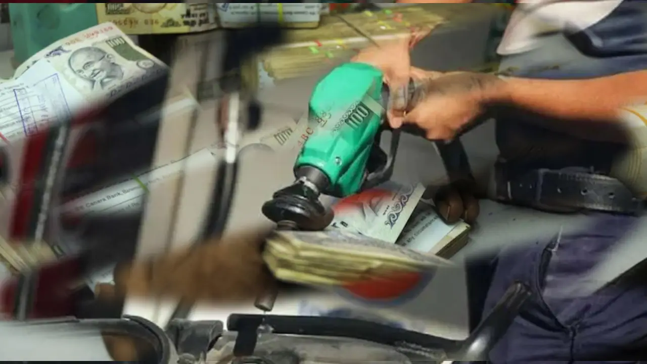 Petrol In India : కొనసాగుతున్న పెట్రోల్, డీజిల్ ధరల పెంపు.. తెలుగు రాష్ట్రాల్లో ఎంతంటే Petrol In India : కొనసాగుతున్న పెట్రోల్, డీజిల్ ధరల పెంపు.. తెలుగు రాష్ట్రాల్లో ఎంతంటే