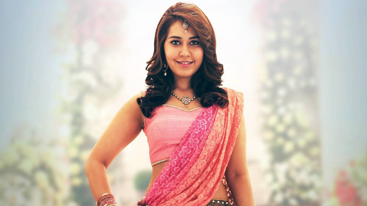Rashi Khanna : రొటీన్ సినిమాలంటూ సౌత్ ఇండస్ట్రీపై రాశీఖన్నా కామెంట్స్ Rashi Khanna : రొటీన్ సినిమాలంటూ సౌత్ ఇండస్ట్రీపై రాశీఖన్నా కామెంట్స్