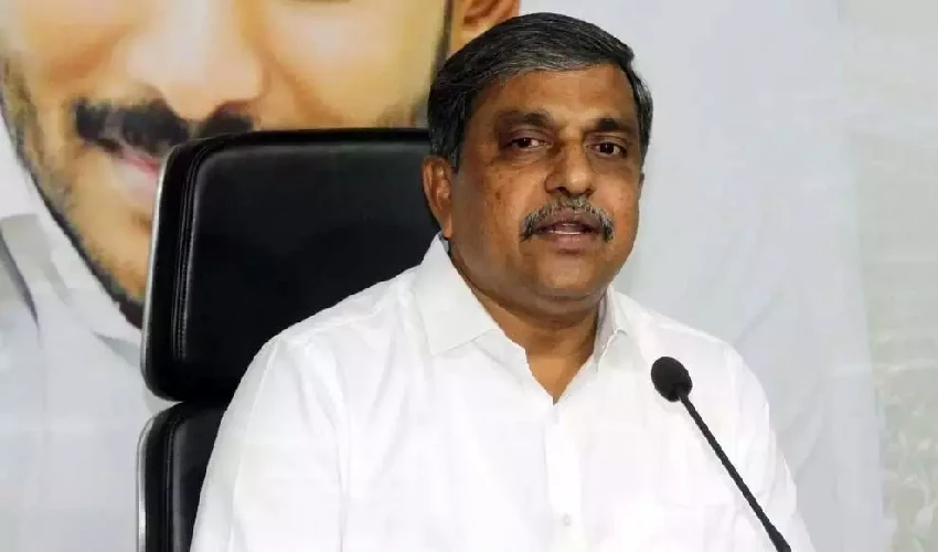 Sajjala Ramakrishnareddy: నవరత్నాలతో సీఎం జగన్ వేసిన విత్తనాలకి చెట్లు, పండ్లు ఇప్పుడు కనిపిస్తున్నాయి Sajjala Ramakrishnareddy: నవరత్నాలతో సీఎం జగన్ వేసిన విత్తనాలకి చెట్లు, పండ్లు ఇప్పుడు కనిపిస్తున్నాయి