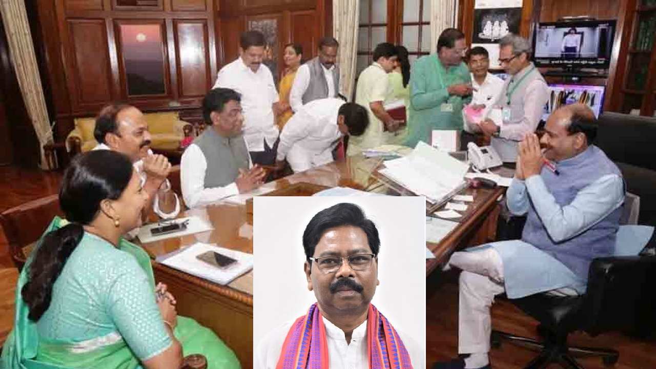 Parliament Meetings: కేంద్ర గిరిజనశాఖ సహాయ మంత్రి బిశ్వేశ్వర్ తుడుపై టీఆర్ఎస్ ఎంపీల ప్రివిలేజ్ మోషన్ Parliament Meetings: కేంద్ర గిరిజనశాఖ సహాయ మంత్రి బిశ్వేశ్వర్ తుడుపై టీఆర్ఎస్ ఎంపీల ప్రివిలేజ్ మోషన్