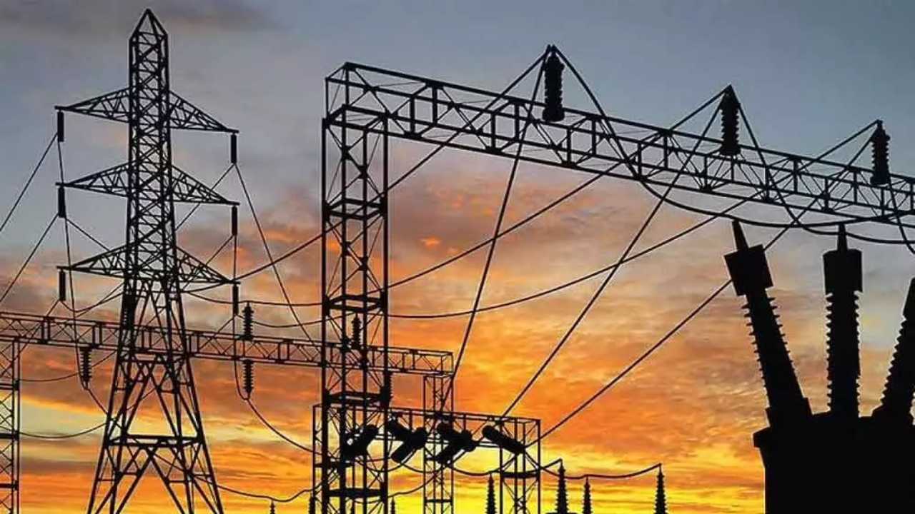 Electricity Bill: మధ్యప్రదేశ్ వ్యక్తికి రూ.3వేల 419 కోట్ల కరెంట్ బిల్ Electricity Bill: మధ్యప్రదేశ్ వ్యక్తికి రూ.3వేల 419 కోట్ల కరెంట్ బిల్