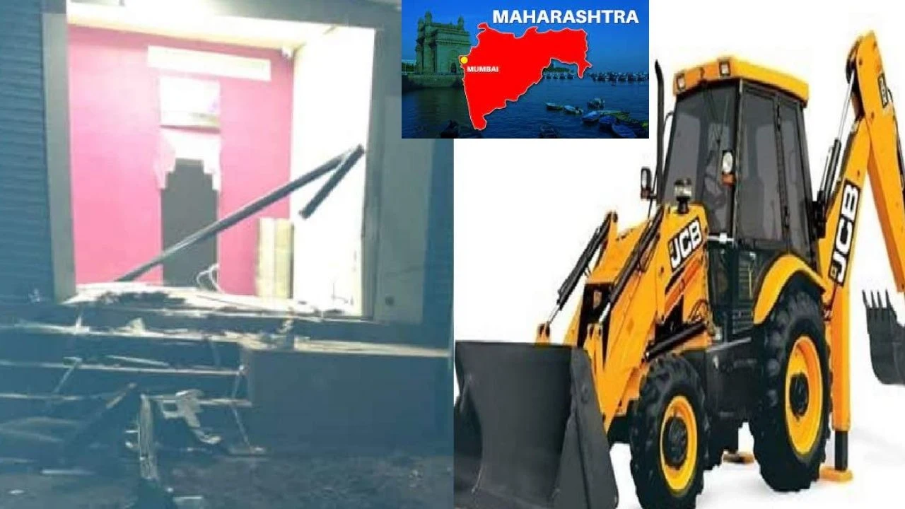 ATM Hijack : జేసీబీతో ఏటీఎమ్ను పెకిలించి ఎత్తుకెళ్లిన దొంగలు ATM Hijack : జేసీబీతో ఏటీఎమ్ను పెకిలించి ఎత్తుకెళ్లిన దొంగలు