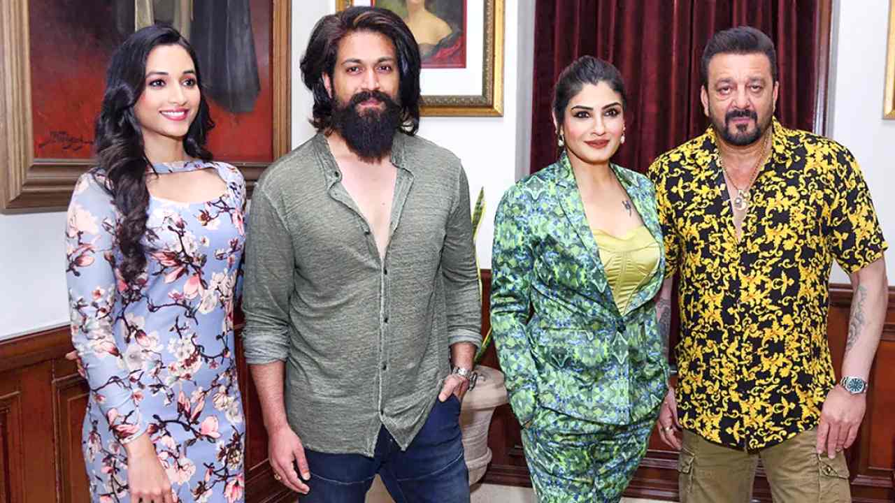 KGF2: ఆర్ఆర్ఆర్ అయిపోయింది.. కేజీఎఫ్ మొదలెట్టింది! KGF2: ఆర్ఆర్ఆర్ అయిపోయింది.. కేజీఎఫ్ మొదలెట్టింది!