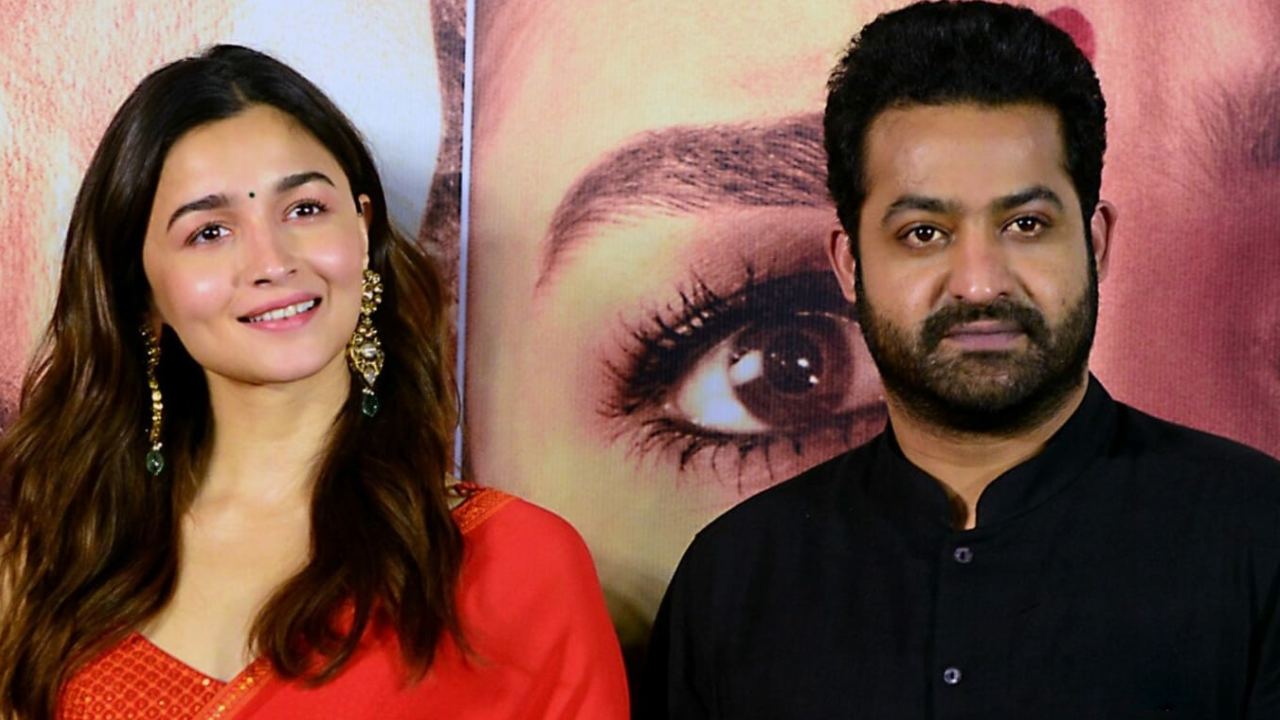 Alia Bhatt: ఎన్టీఆర్ సినిమా నుండి అమ్మడు ఔట్..? Alia Bhatt: ఎన్టీఆర్ సినిమా నుండి అమ్మడు ఔట్..?