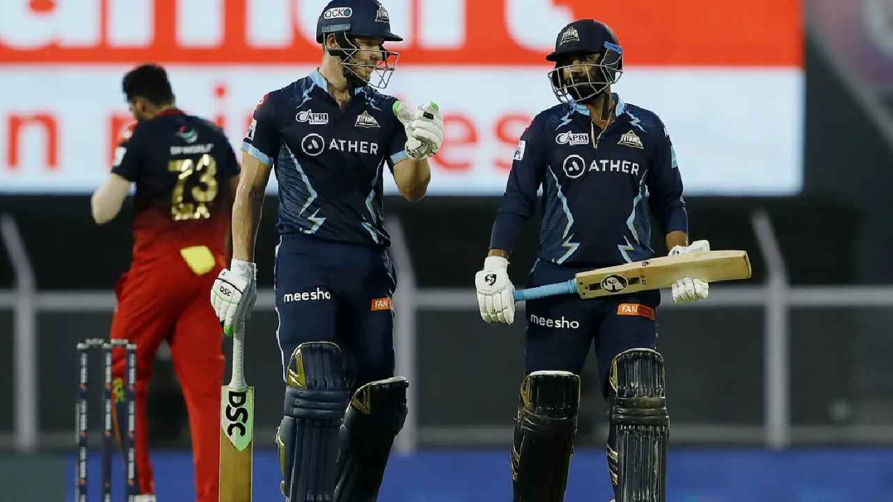 IPL2022 RCB Vs GT : బెంగళూరుని చిత్తు చేసిన గుజరాత్.. ప్లేఆఫ్స్ బెర్తు ఖాయం..! IPL2022 RCB Vs GT : బెంగళూరుని చిత్తు చేసిన గుజరాత్.. ప్లేఆఫ్స్ బెర్తు ఖాయం..!