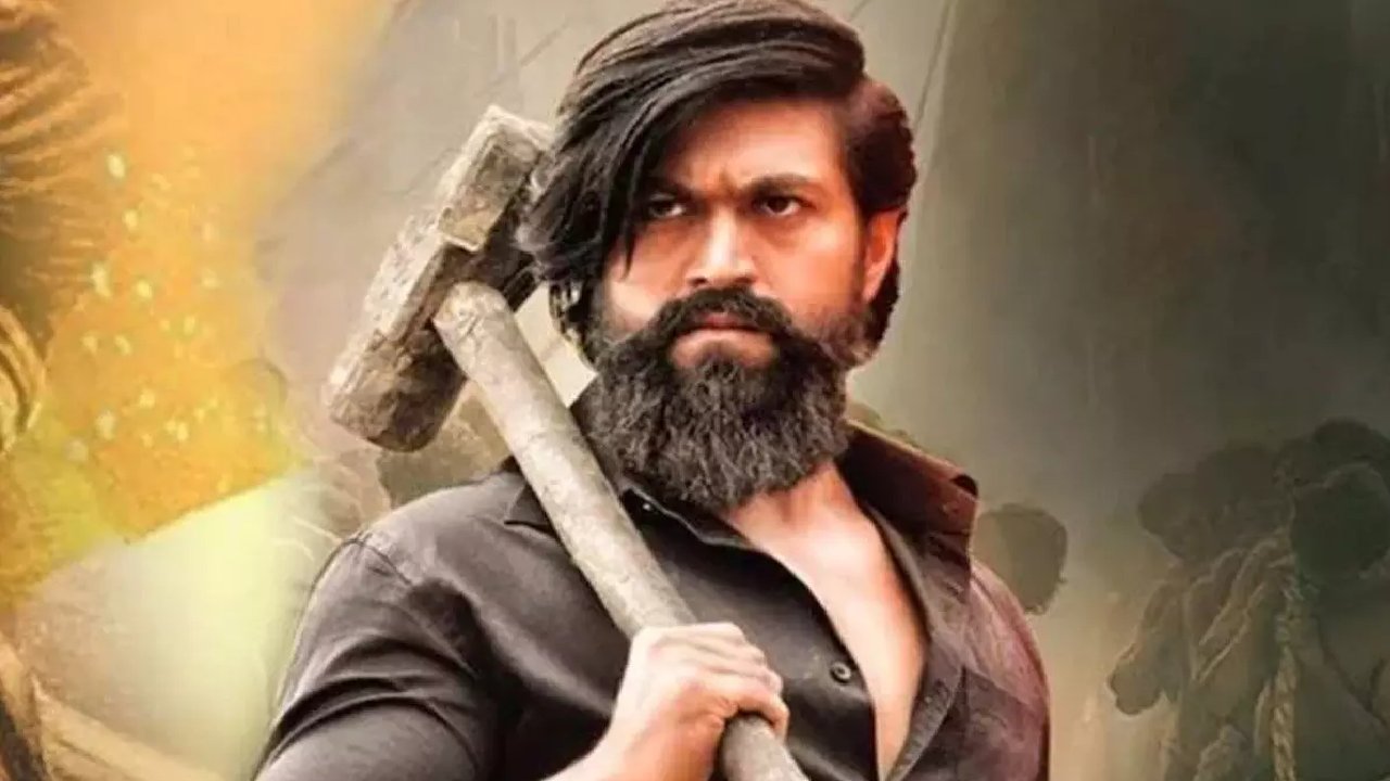 K.G.F: Chapter 2: ‘కేజీఎఫ్: చాప్టర్-2’ కలెక్షన్స్.. బాహుబలి రికార్డ్స్ బ్రేక్! K.G.F: Chapter 2: ‘కేజీఎఫ్: చాప్టర్-2’ కలెక్షన్స్.. బాహుబలి రికార్డ్స్ బ్రేక్!