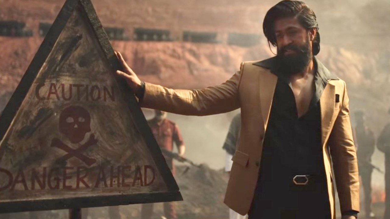KGF2: కేజీయఫ్-2 5 రోజుల కలెక్షన్స్.. దంగల్ పై కన్నేసిన రాఖీ భాయ్! KGF2: కేజీయఫ్-2 5 రోజుల కలెక్షన్స్.. దంగల్ పై కన్నేసిన రాఖీ భాయ్!