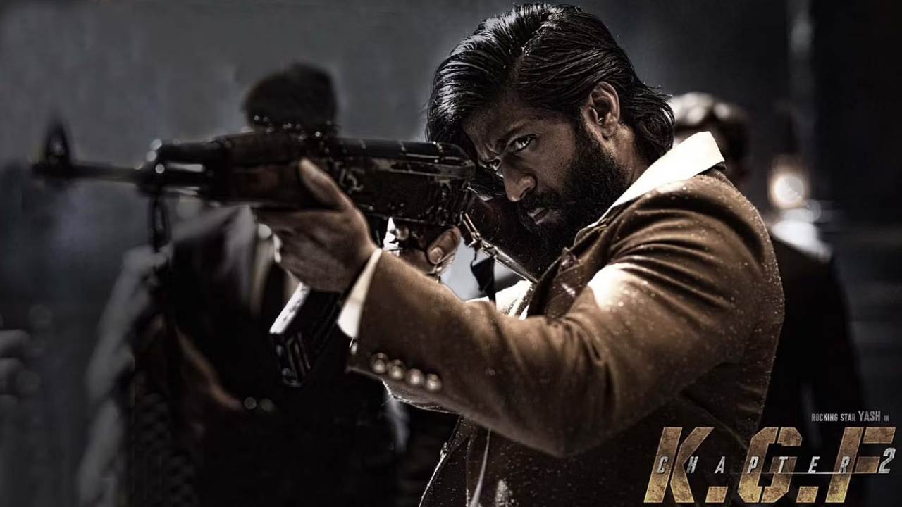 KGF2: 8 ఏళ్ళ ప్రయాణం.. రాఖీ భాయ్ రికార్డుల వెనక కష్టం తెలుసా? KGF2: 8 ఏళ్ళ ప్రయాణం.. రాఖీ భాయ్ రికార్డుల వెనక కష్టం తెలుసా?