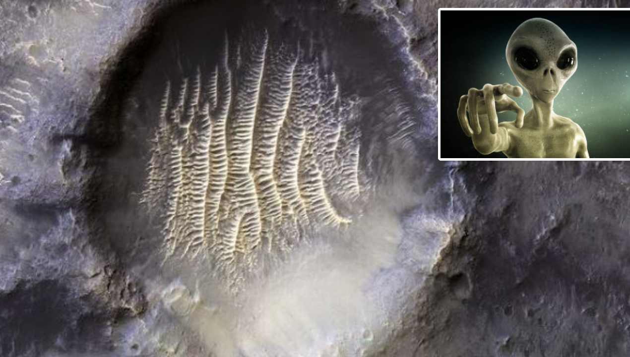 NASA : అది ఏలియన్ పాదముద్రేనా? ఆసక్తికర ఫొటో విడుదల చేసిన నాసా.. NASA : అది ఏలియన్ పాదముద్రేనా? ఆసక్తికర ఫొటో విడుదల చేసిన నాసా..