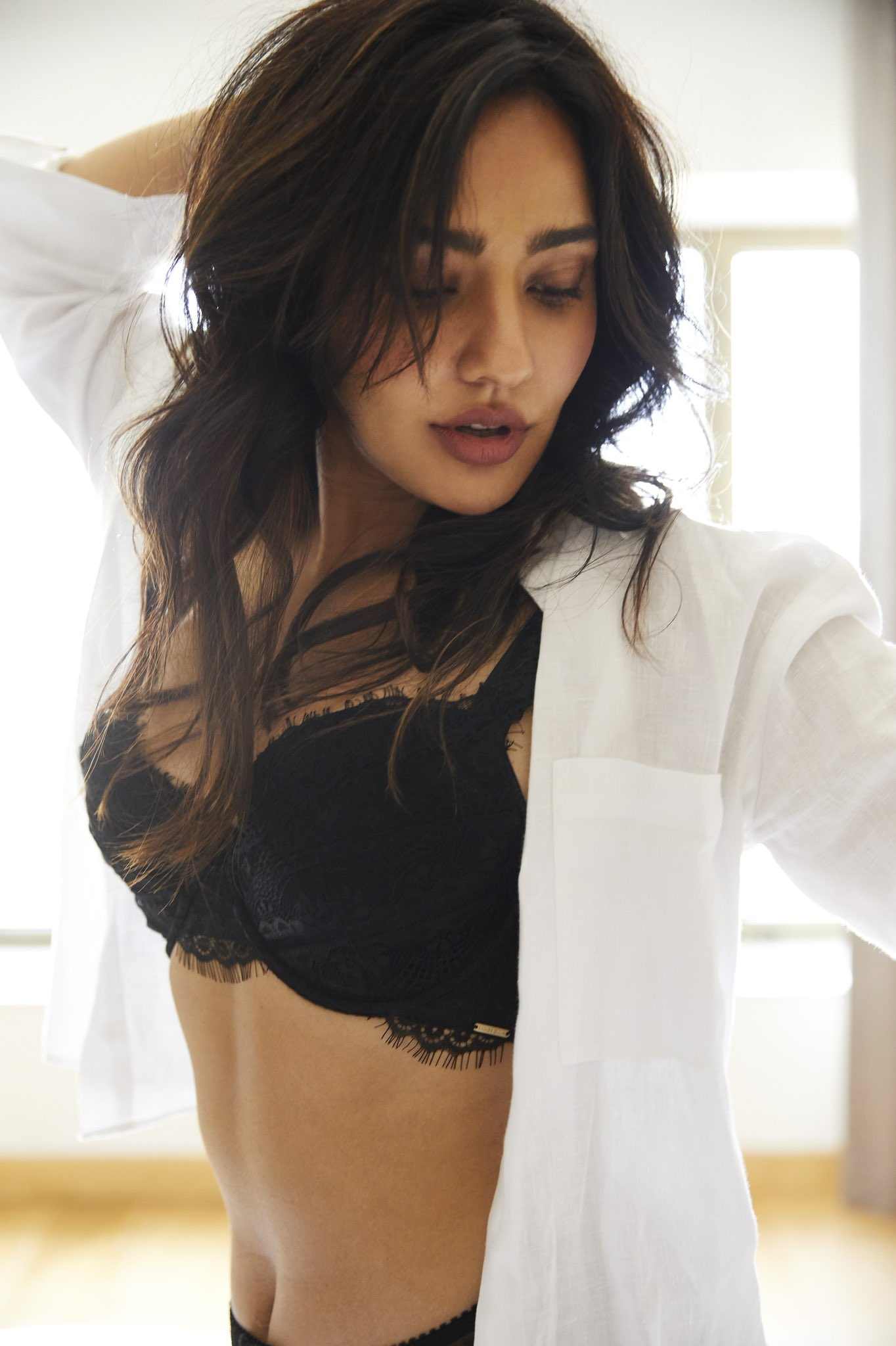 Neha Sharma Hot Pics 01