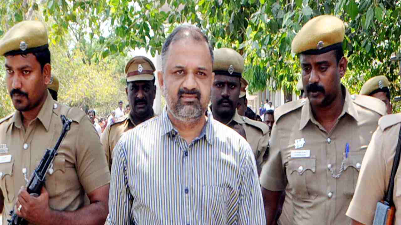 Supreme Court: రాజీవ్ హంతకుడిని ఎందుకు విడుదల చేయొద్దు: కేంద్రానికి సుప్రీం ప్రశ్న Supreme Court: రాజీవ్ హంతకుడిని ఎందుకు విడుదల చేయొద్దు: కేంద్రానికి సుప్రీం ప్రశ్న