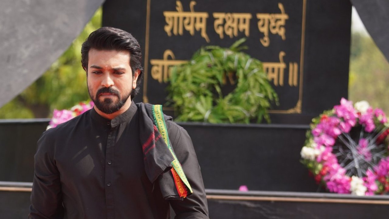 Ram Charan: జవాన్ల త్యాగాన్ని మరవద్దు – చరణ్ Ram Charan: జవాన్ల త్యాగాన్ని మరవద్దు – చరణ్