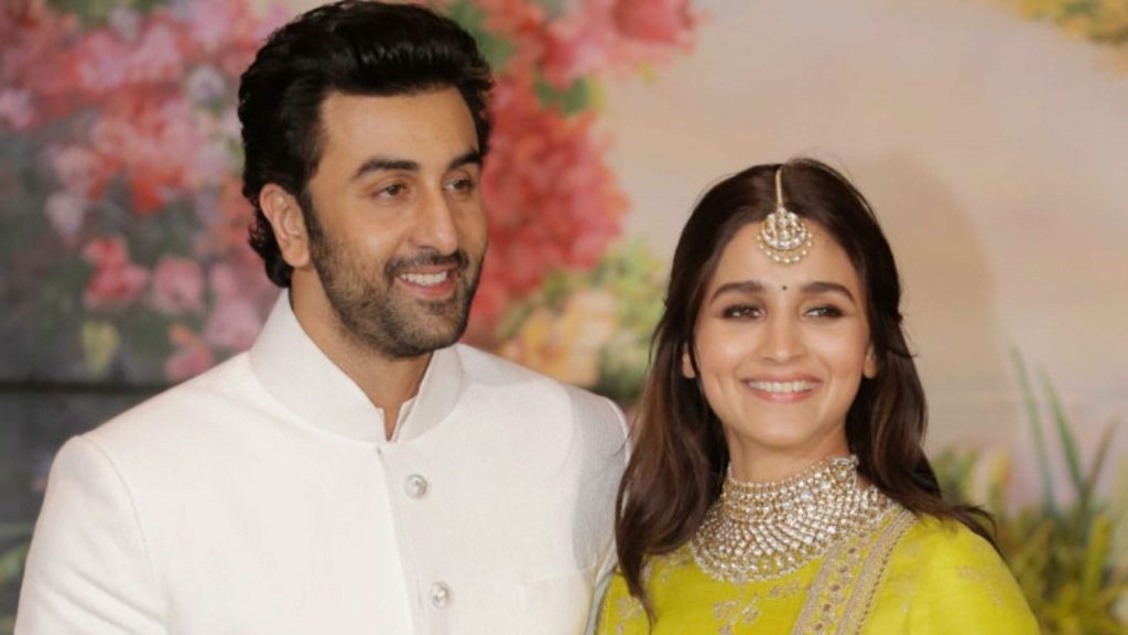 Ranbir Kapoor Alia Bhatt Ties The Knot