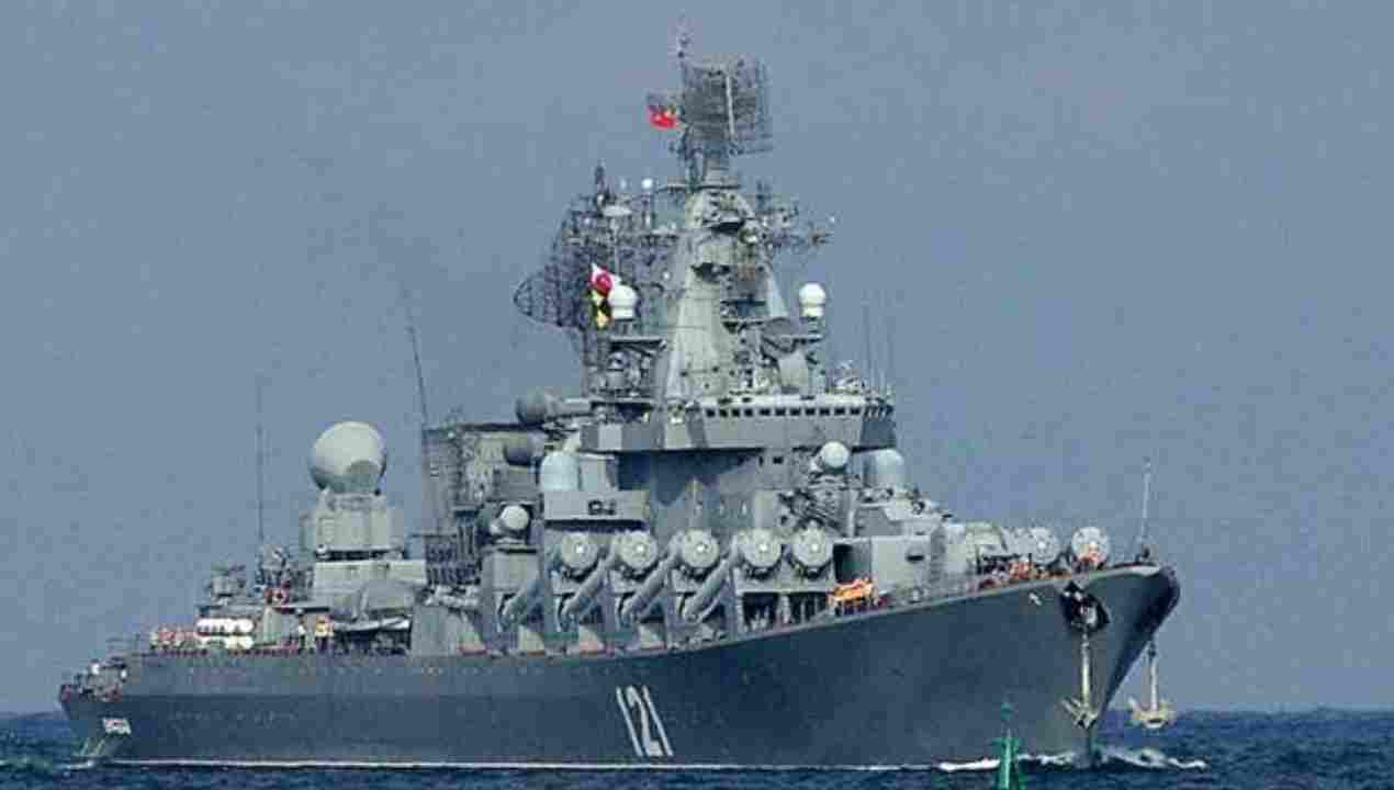 Russia Ukraine War: రష్యా యుద్ధ నౌకను ధ్వంసం చేసిన యుక్రెయిన్.. కీలక ప్రకటన చేసిన రష్యా.. Russia Ukraine War: రష్యా యుద్ధ నౌకను ధ్వంసం చేసిన యుక్రెయిన్.. కీలక ప్రకటన చేసిన రష్యా..