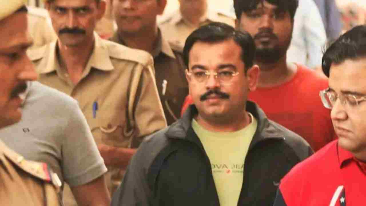Ashish Mishra : లఖింపూర్ ఖేరి కేసు.. లొంగిపోయిన ఆశిష్ మిశ్రా Ashish Mishra : లఖింపూర్ ఖేరి కేసు.. లొంగిపోయిన ఆశిష్ మిశ్రా