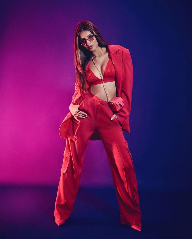 Tara Sutaria2