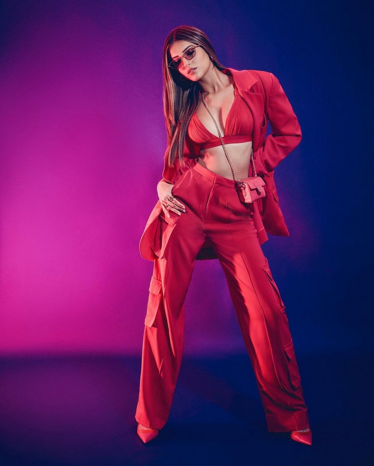 Tara Sutaria4