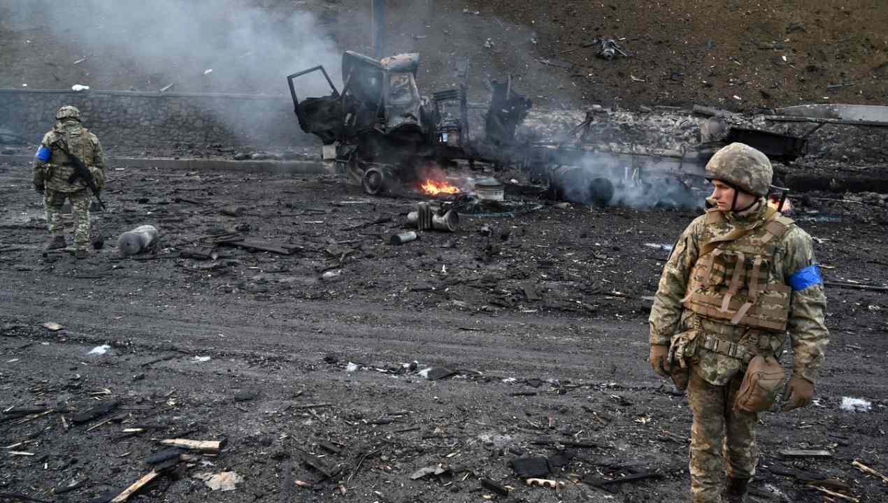 Ukraine War : తగ్గేదేలే అంటున్న ఉక్రెయిన్.. రష్యా సైనికులు ఎంతమంది హతమయ్యారంటే? Ukraine War : తగ్గేదేలే అంటున్న ఉక్రెయిన్.. రష్యా సైనికులు ఎంతమంది హతమయ్యారంటే?