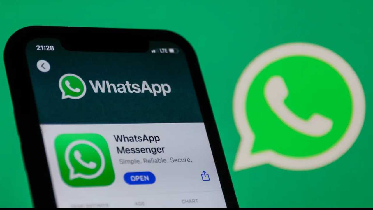 WhatsApp: వాట్సప్లో కమ్యూనిటీలు, గ్రూప్స్ కోసం మరో 4ఫీచర్లు WhatsApp: వాట్సప్లో కమ్యూనిటీలు, గ్రూప్స్ కోసం మరో 4ఫీచర్లు