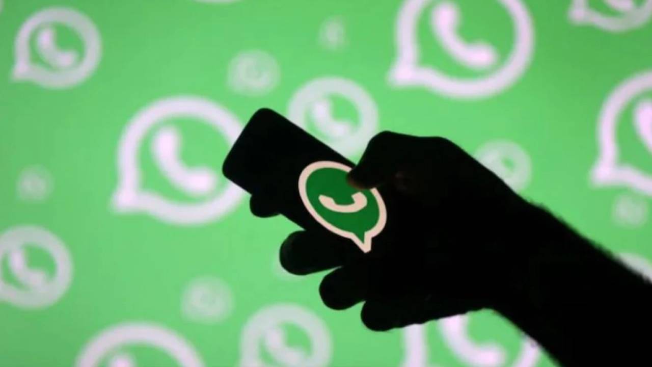 Whatsapp New Feature : వాట్సాప్లో కొత్త ప్రైవసీ ఆప్షన్.. మీ స్టేటస్ హైడ్ చేయొచ్చు..! Whatsapp New Feature : వాట్సాప్లో కొత్త ప్రైవసీ ఆప్షన్.. మీ స్టేటస్ హైడ్ చేయొచ్చు..!