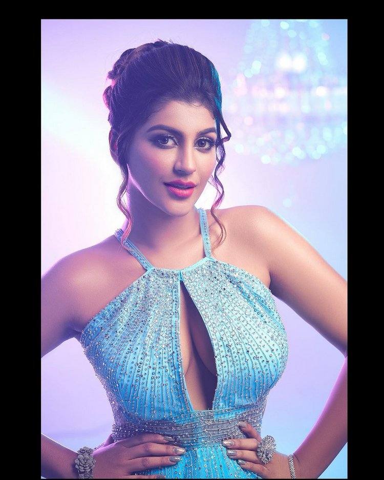 Yashika Aannand5