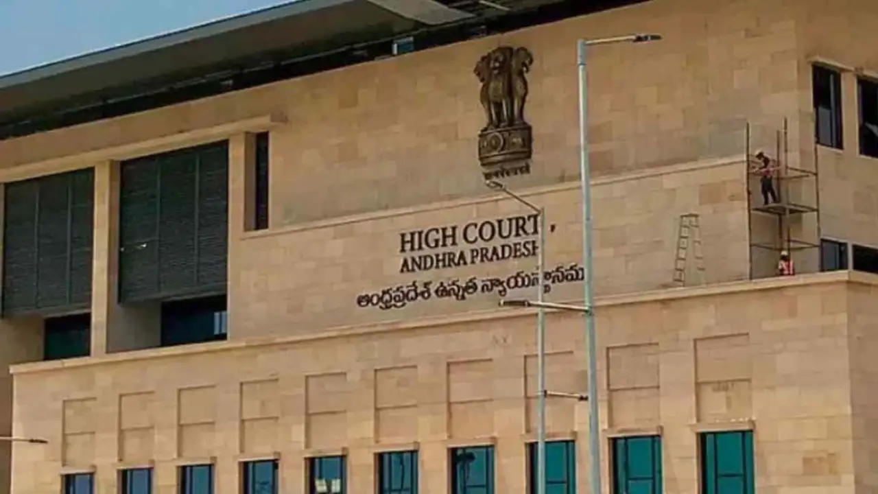 AP High Court : మున్సిపల్ ఎన్నికల పిటిషన్లు పరిష్కారానికి ట్రిబ్యునల్ ఏర్పాటు చేయాలి : ఏపీ హైకోర్టు కీలక ఆదేశాలు AP High Court : మున్సిపల్ ఎన్నికల పిటిషన్లు పరిష్కారానికి ట్రిబ్యునల్ ఏర్పాటు చేయాలి : ఏపీ హైకోర్టు కీలక ఆదేశాలు
