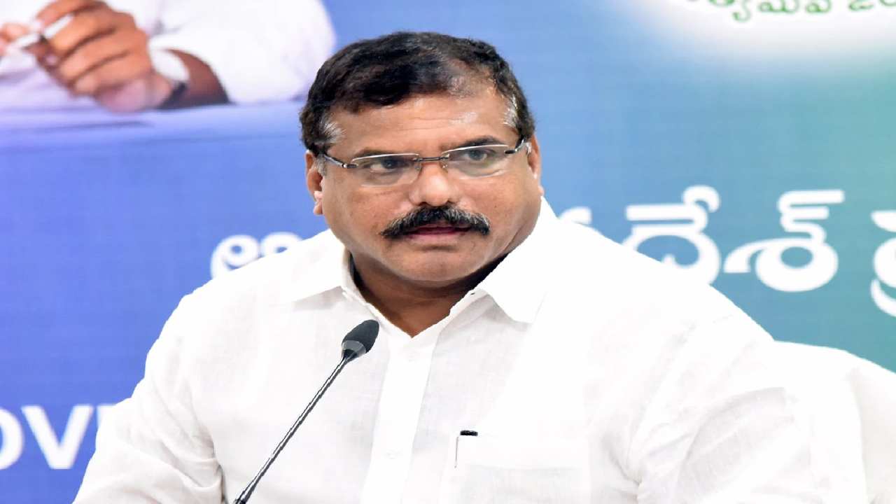 10th Exams: ప్రశ్నాపత్రం లీక్ వార్తలు అవాస్తవం: మంత్రి బొత్స 10th Exams: ప్రశ్నాపత్రం లీక్ వార్తలు అవాస్తవం: మంత్రి బొత్స
