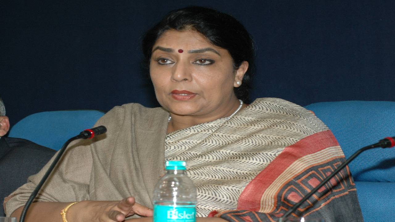 renuka chowdhury: మహిళా గవర్నర్ను అవమానిస్తున్నారు: రేణుకా చౌదరి renuka chowdhury: మహిళా గవర్నర్ను అవమానిస్తున్నారు: రేణుకా చౌదరి