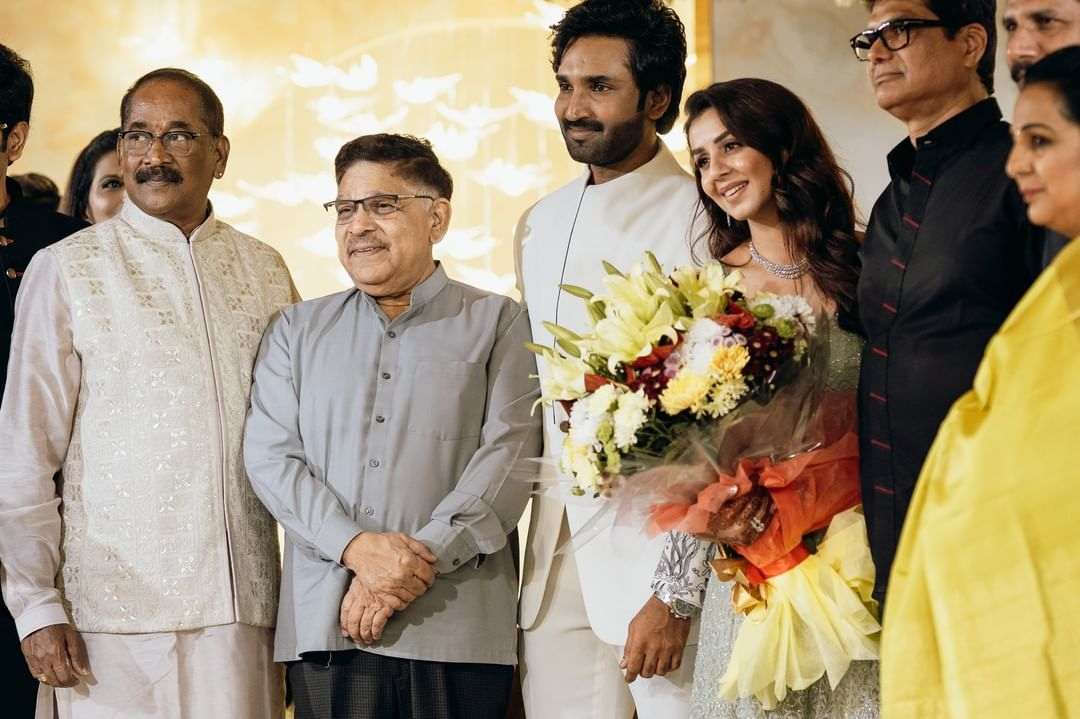 Aadi Nikki 20