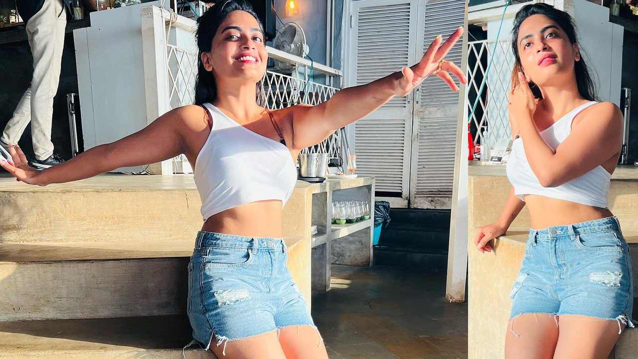 Alekhay Harika Latest Photos In Shorts Go Viral