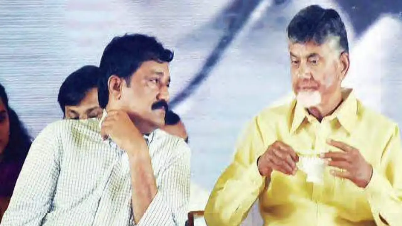 Ganta Srinivasa Rao : విశాఖ ఎయిర్ పోర్ట్ లో చంద్రబాబుకు స్వాగతం పలికిన గంటా శ్రీనివాసరావు.. Ganta Srinivasa Rao : విశాఖ ఎయిర్ పోర్ట్ లో చంద్రబాబుకు స్వాగతం పలికిన గంటా శ్రీనివాసరావు..
