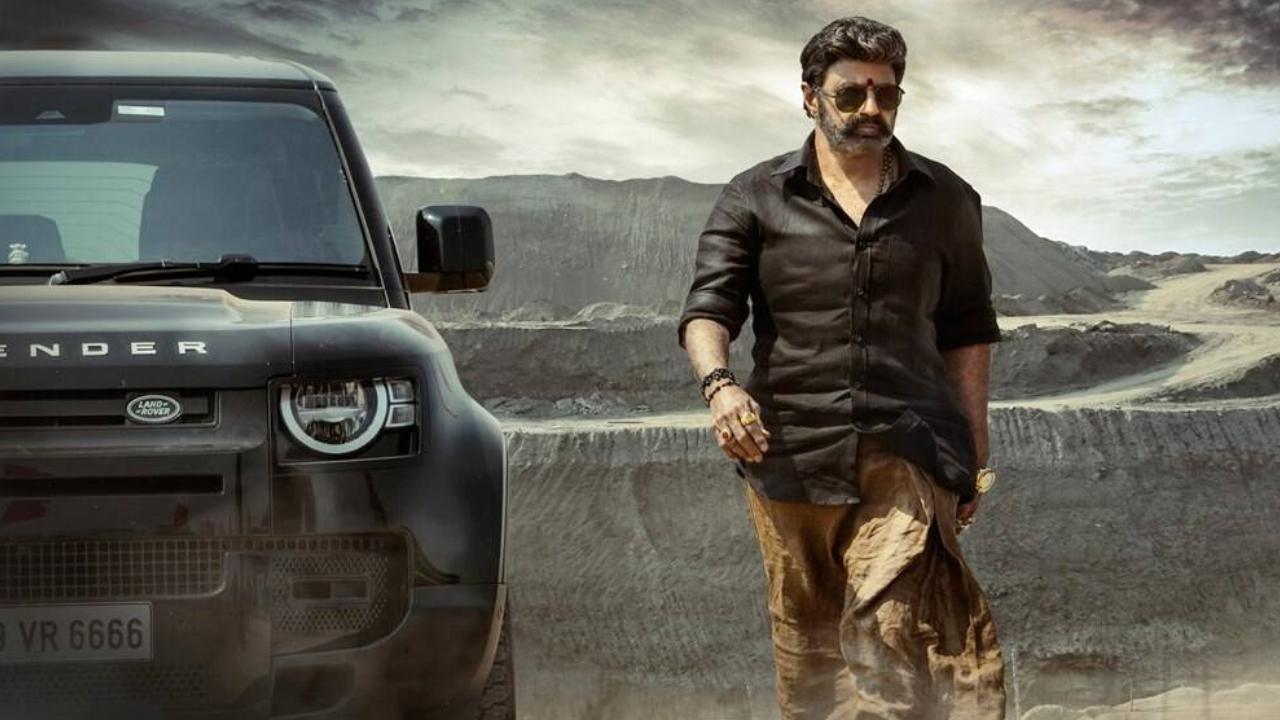 NBK107: అఖండ సెంటిమెంట్ను మళ్లీ ఫాలో అవుతున్న బాలయ్య..? NBK107: అఖండ సెంటిమెంట్ను మళ్లీ ఫాలో అవుతున్న బాలయ్య..?