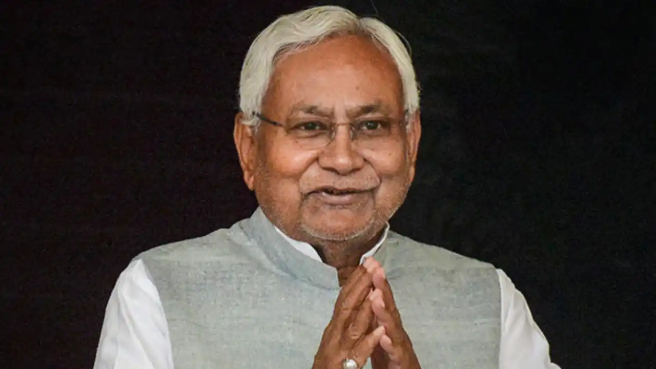 Bihar : పెళ్లి పత్రికలపై కట్నం తీసుకోవడం లేదని ప్రకటించిన పెళ్లిళ్లకే వెళుతున్నా..: సీఎం నితీశ్ కుమార్ Bihar : పెళ్లి పత్రికలపై కట్నం తీసుకోవడం లేదని ప్రకటించిన పెళ్లిళ్లకే వెళుతున్నా..: సీఎం నితీశ్ కుమార్