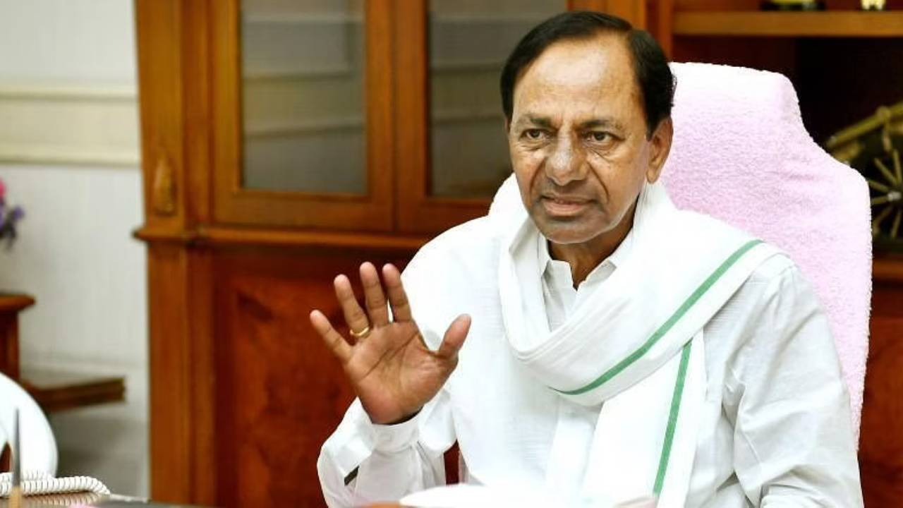 CM KCR: నేడు బెంగళూరుకు సీఎం కేసీఆర్.. ఎవరెవరితో భేటీ అవుతారంటే.. CM KCR: నేడు బెంగళూరుకు సీఎం కేసీఆర్.. ఎవరెవరితో భేటీ అవుతారంటే..
