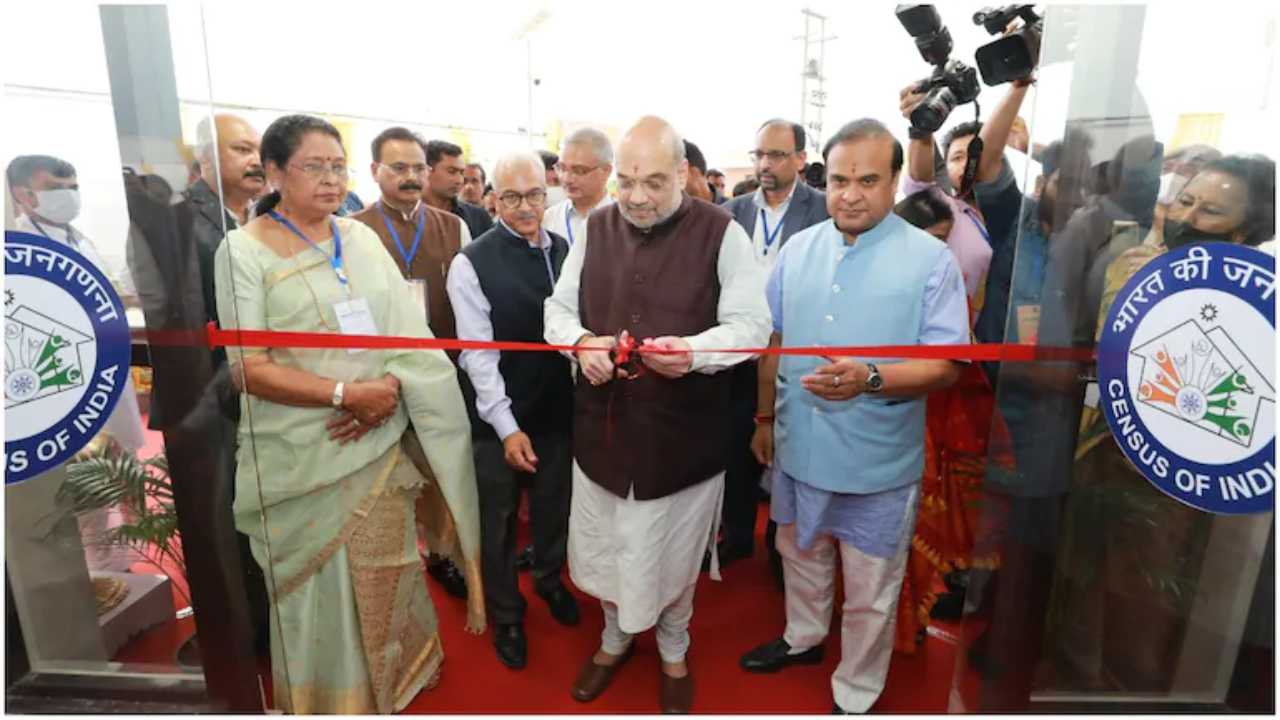 Digitization of Census : డిజిటల్ పద్ధతిలో జనన, మరణాల జాబితా.. అంతా ఆటో అప్డేట్..! Digitization of Census : డిజిటల్ పద్ధతిలో జనన, మరణాల జాబితా.. అంతా ఆటో అప్డేట్..!