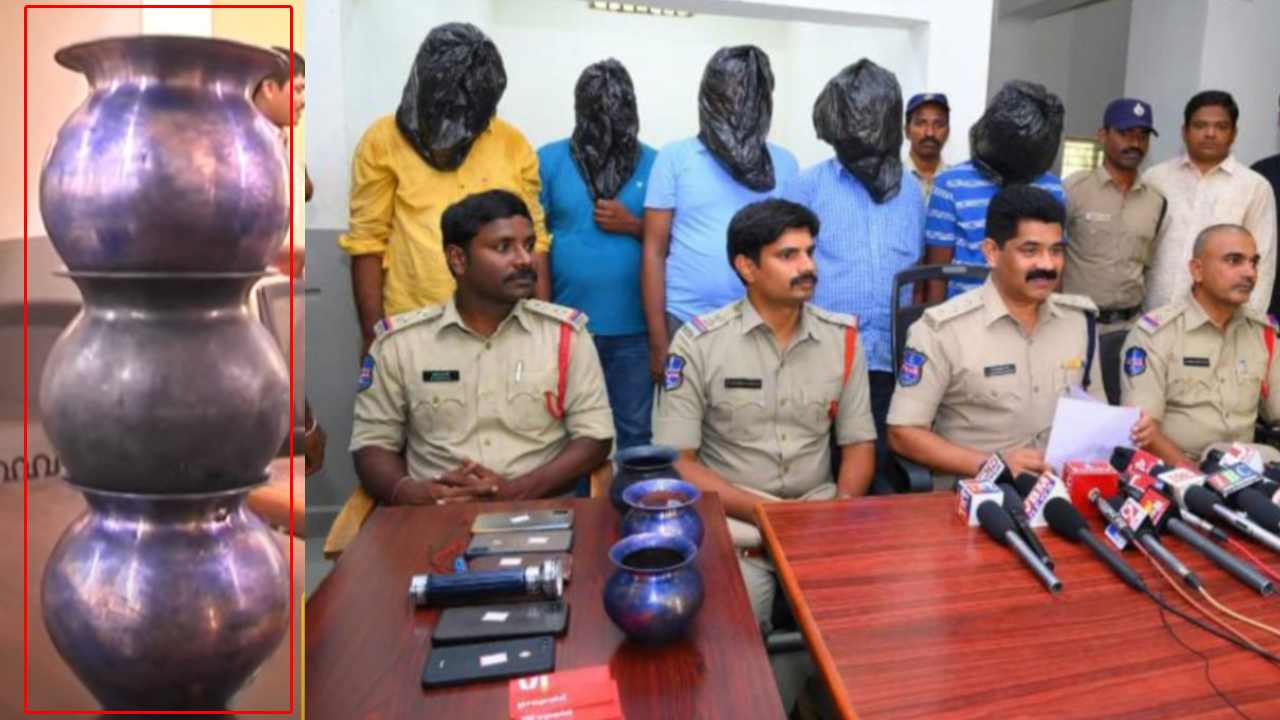 Telangana : ‘రైస్ పుల్లింగ్’ చెంబు అంటూ మాయ చేశారు..రూ.లక్షలు దోచేశారు.. Telangana : ‘రైస్ పుల్లింగ్’ చెంబు అంటూ మాయ చేశారు..రూ.లక్షలు దోచేశారు..
