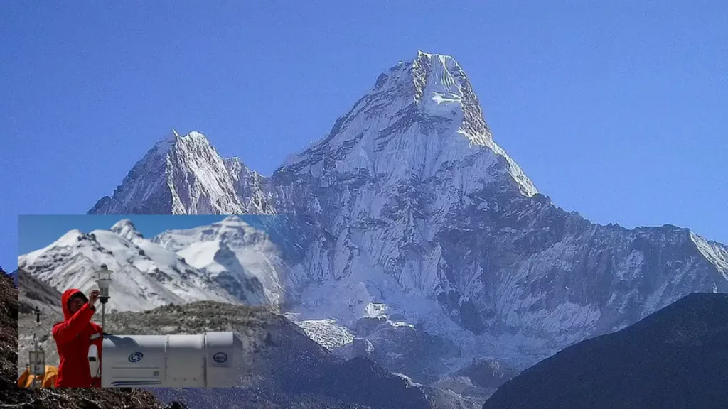 China World's Highest Weather Station On Mount Everest (1)