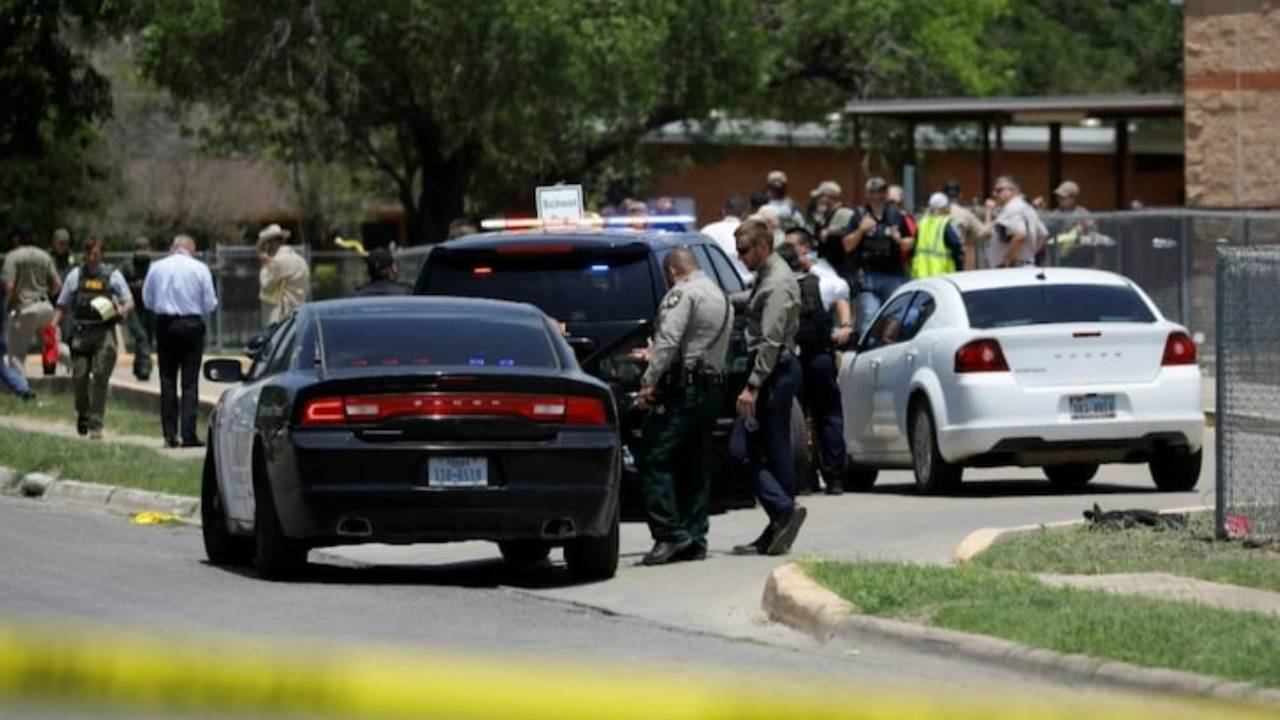 Day After Deadly Shooting Killed 22, Another Student Seen With Rifle Outside Texas School (1)