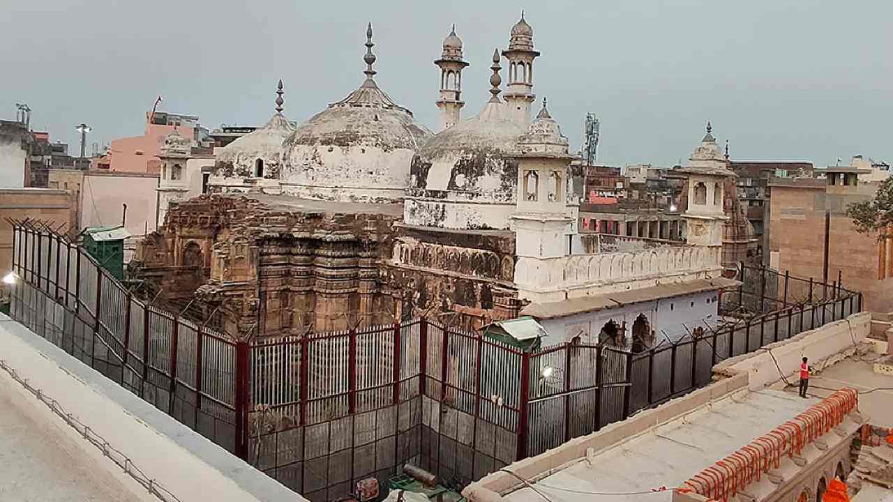Gyanvapi Mosque: ప్రతి మసీదులో శివలింగాన్ని ఎందుకు వెతుకుతున్నారు – ఆర్ఎస్ఎస్ చీఫ్ Gyanvapi Mosque: ప్రతి మసీదులో శివలింగాన్ని ఎందుకు వెతుకుతున్నారు – ఆర్ఎస్ఎస్ చీఫ్