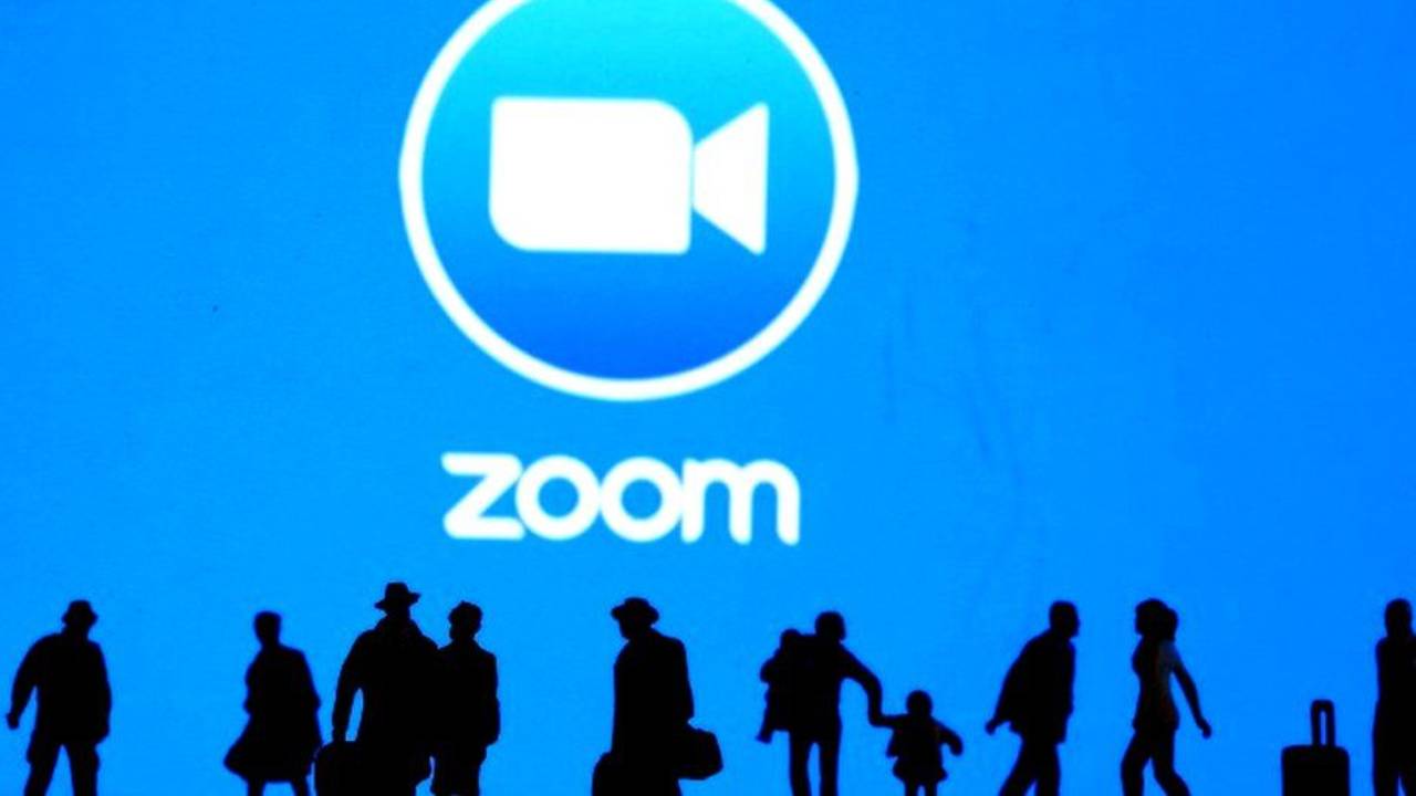 Hackers Using Zoom To Install Malware On Your Computer And Phone (1)
