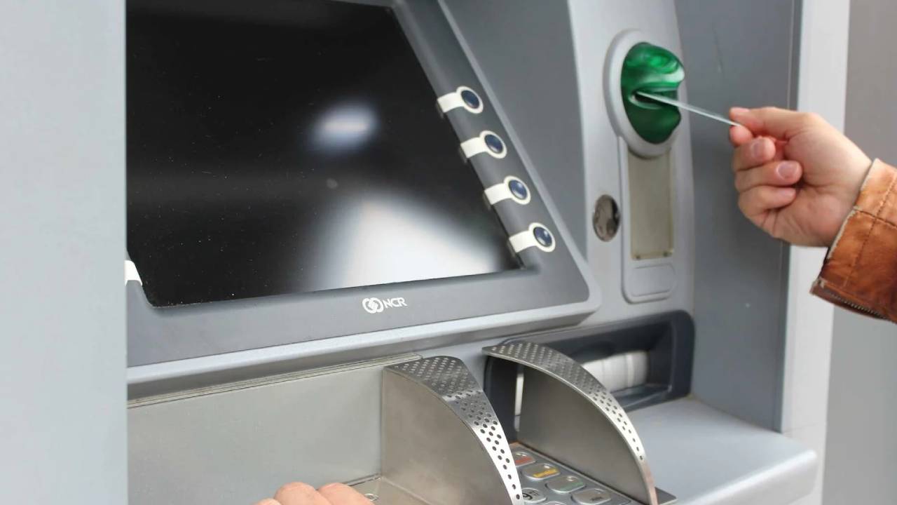 How To Withdraw Money From Atm Without Debit Or Credit Card (1)