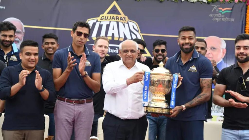 Ipl 2022 Champions Gujarat Titans Felicitated By Gujarat Cm Bhupendrabhai After Open Top Bus Parade In Ahmedabad