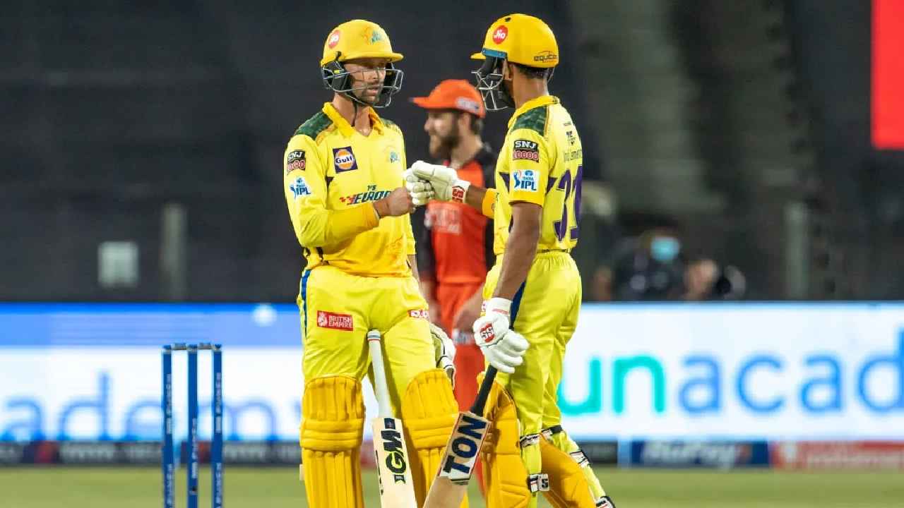 IPL2022 CSK Vs SRH : రెచ్చిపోయిన రుతురాజ్, కాన్వే.. హైదరాబాద్ ముందు బిగ్ టార్గెట్ IPL2022 CSK Vs SRH : రెచ్చిపోయిన రుతురాజ్, కాన్వే.. హైదరాబాద్ ముందు బిగ్ టార్గెట్