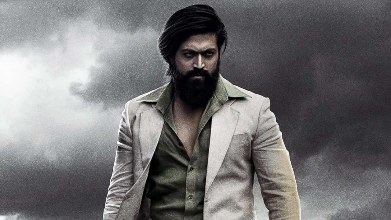 KGF2: దంగల్ను తొక్కేసిన కేజీయఫ్2.. బాలీవుడ్లో టాప్ రెండు మనవే! KGF2: దంగల్ను తొక్కేసిన కేజీయఫ్2.. బాలీవుడ్లో టాప్ రెండు మనవే!