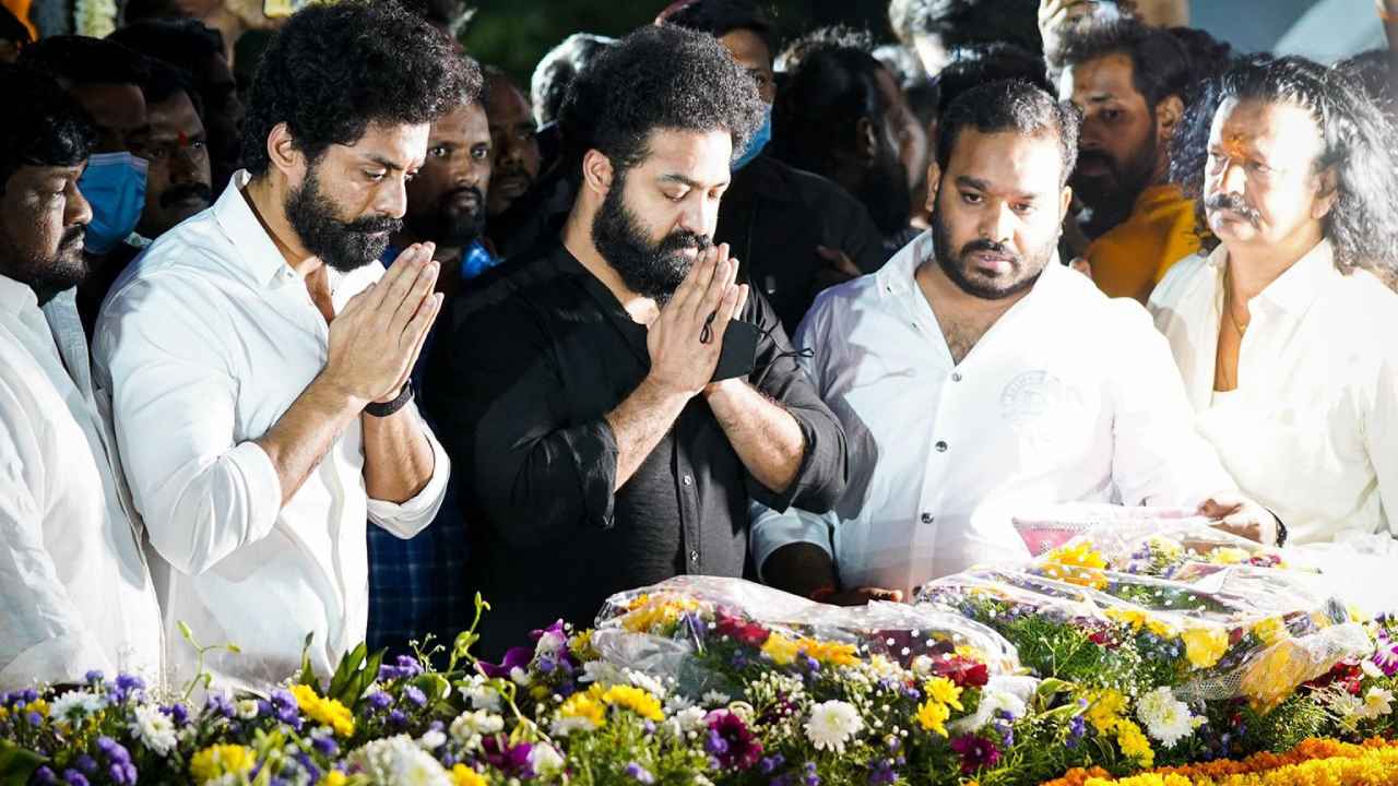 Ntr Kalyan Ram Pays Tribute To Ntr At Ntr Ghat