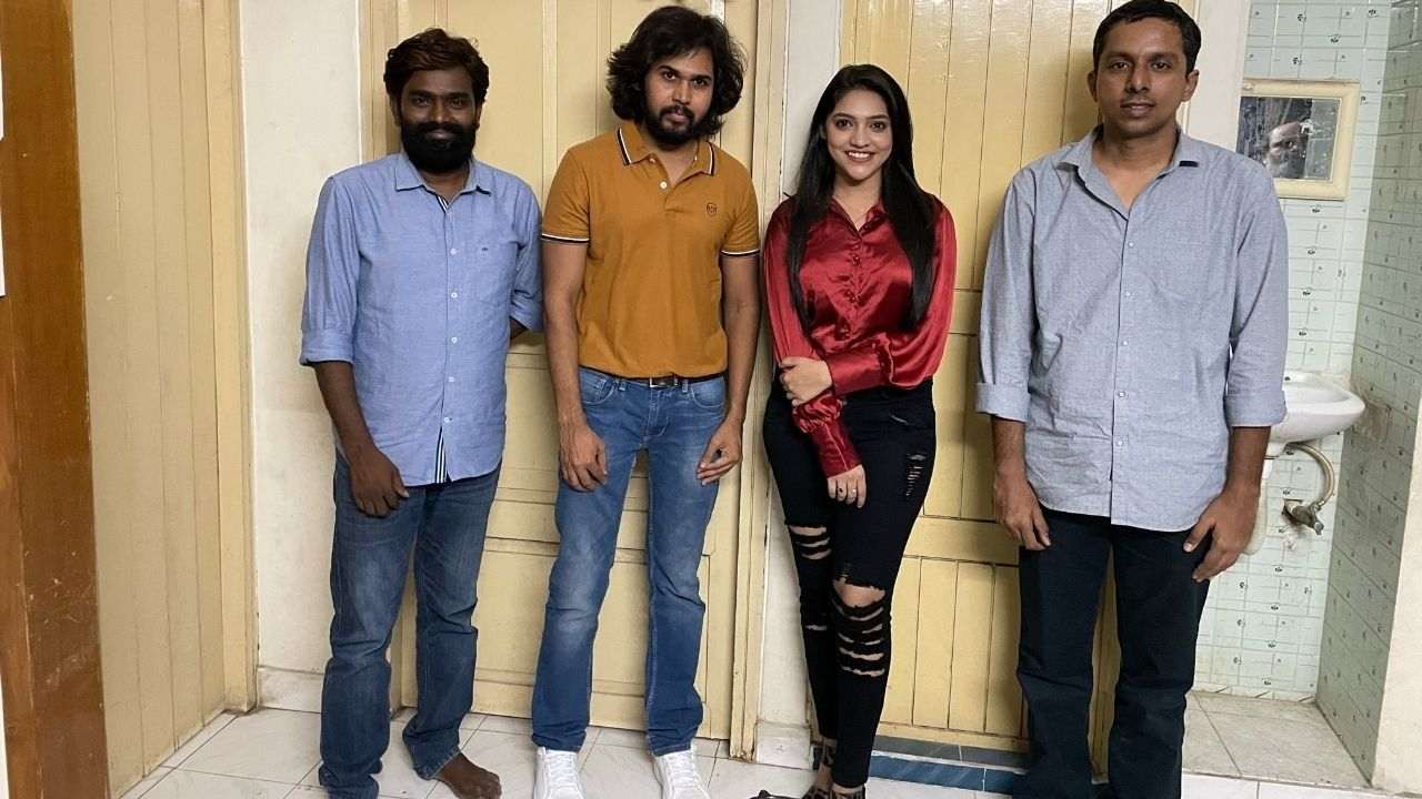 New Movie: పార్వతీశం, ఐశ్వర్య జంటగా.. ఆర్టికల్ 20 స్ఫూర్తితో సినిమా New Movie: పార్వతీశం, ఐశ్వర్య జంటగా.. ఆర్టికల్ 20 స్ఫూర్తితో సినిమా