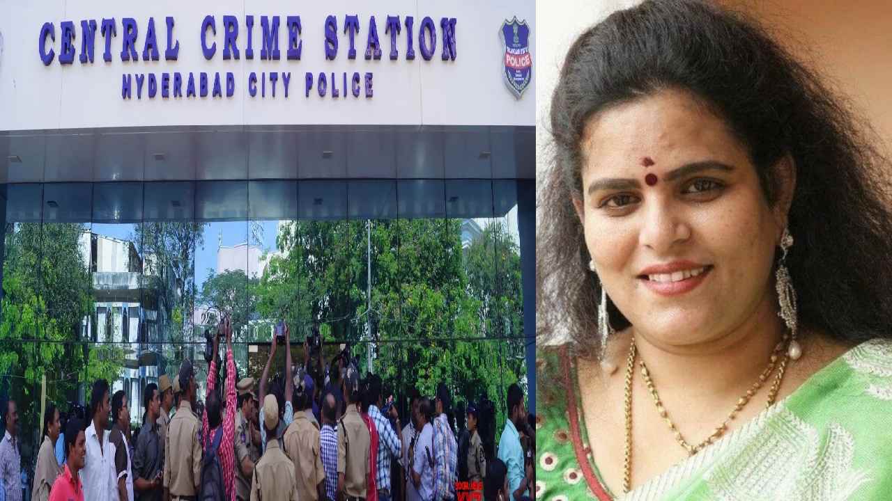 Karate Kalyani : అసభ్యకర యూట్యూబ్ ఛానళ్లపై కరాటే కళ్యాణి ఫిర్యాదు Karate Kalyani : అసభ్యకర యూట్యూబ్ ఛానళ్లపై కరాటే కళ్యాణి ఫిర్యాదు