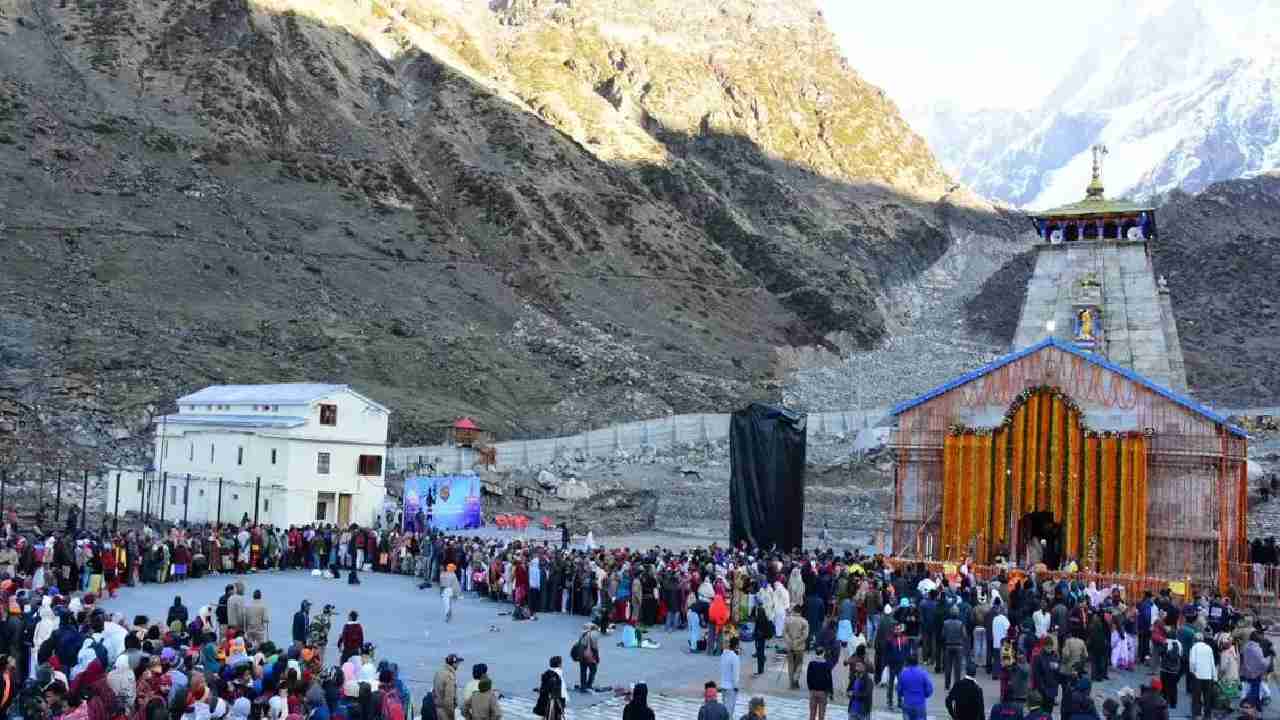 Uttarakhand Char Dham Yatra : చార్ధామ్ యాత్రలో విషాదం.. 12 రోజుల్లో 31 మంది మృతి Uttarakhand Char Dham Yatra : చార్ధామ్ యాత్రలో విషాదం.. 12 రోజుల్లో 31 మంది మృతి