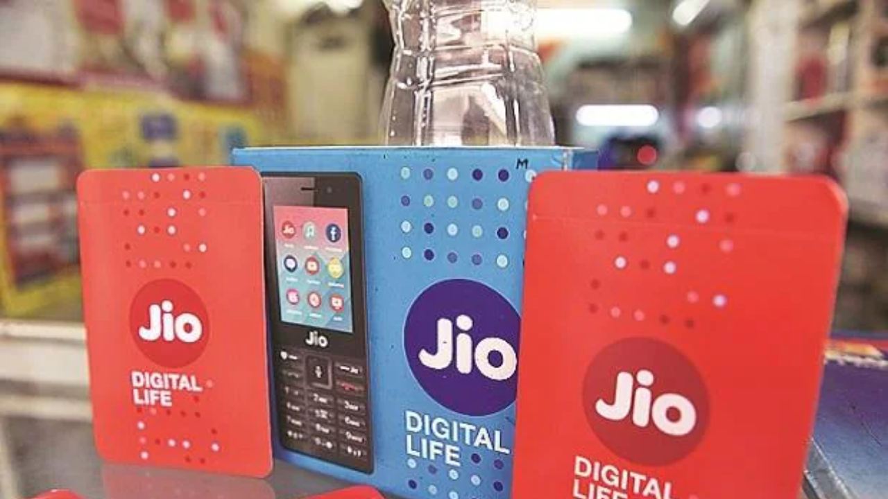 Reliance Jio Reliance Jio Launches 4 New Prepaid Plans With Free Disney+ Hotstar Subscription